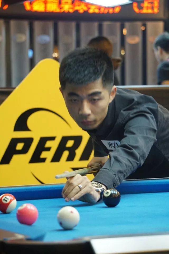 他依然在拼 他依然在拼