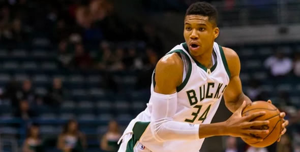 山东在篮板 山东在篮板