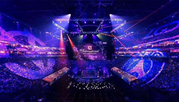 超冠军造成 超冠军造成