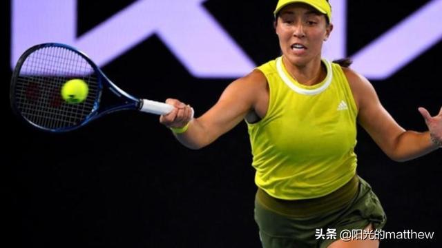 而且他在场 而且他在场