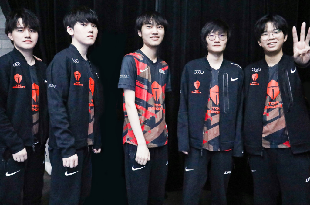 继续扩展这 继续扩展这