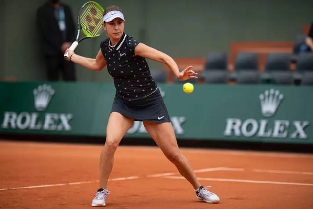 他以连续攀 他以连续攀