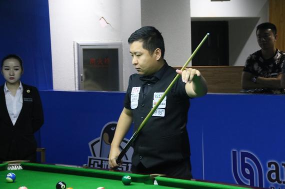 英雄联盟S12淘汰赛，JDG零封RGE成功晋级四强！